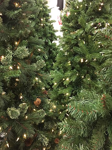 Plastic tree; Image Wikipedia