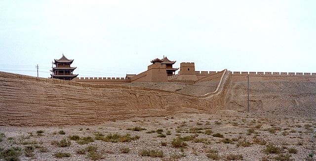 Rammed Earth section of the Great Wall; Image Wikipedia